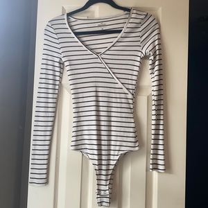 Hollister Bodysuit